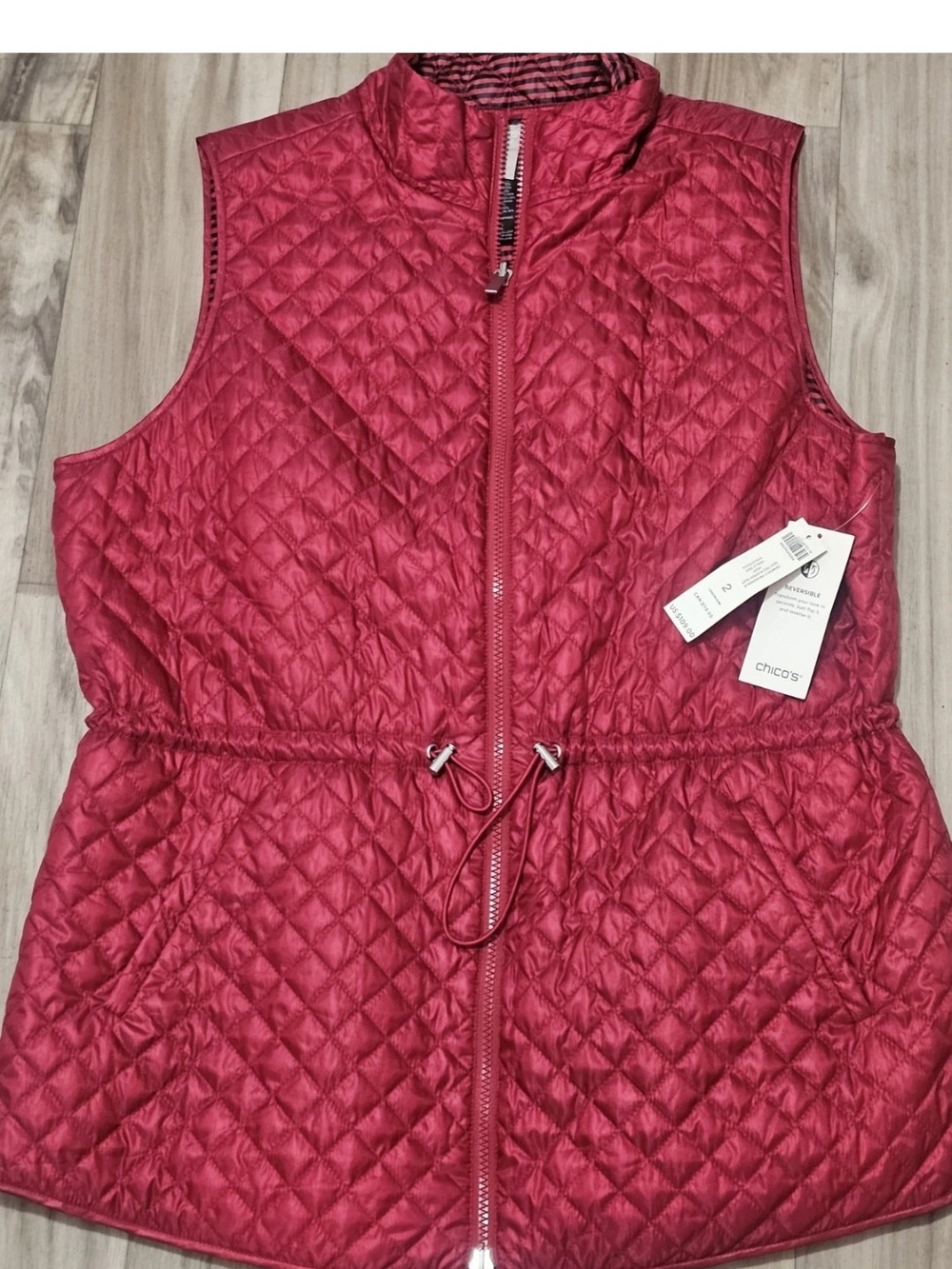 Chico's Zenergy brand padded vest, sizes 12/14, Holly red color, reversible